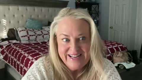 Hunnys Hive online show from 01.27.25