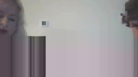 Hunnys Hive online show from 11.13.25