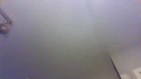 Snapshot of hellraz0r77 chatting on 02.23.25 hellraz0r77 online show from 02.23.25