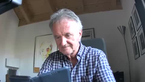 Snapshot of helmut227 chatting on 11.15.25 helmut227 online show from 11.15.25