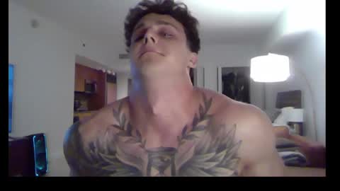 Snapshot of henrydesanti chatting on 09.14.25 henrydesanti online show from 09.14.25