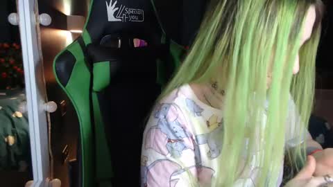 Snapshot of hentaishiing chatting on 02.24.25 Hentaishiing online show from 02.24.25