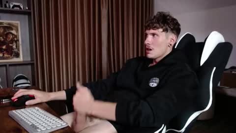 Gregblonde  Alextattoo online show from 09.28.25