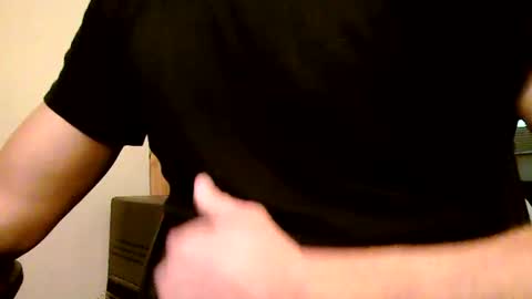 Snapshot of heretost chatting on 11.20.25 mr D online show from 11.20.25