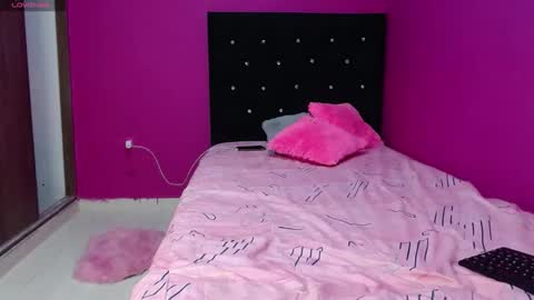 Snapshot of hermione_sweet18 chatting on 02.05.25 Alana online show from 02.05.25