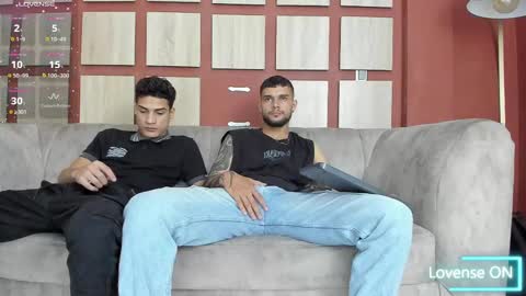 Snapshot of heteros_men chatting on 03.09.25 heteros men online show from 03.09.25
