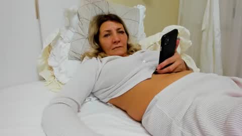 Heyheygrey online show from 02.04.25