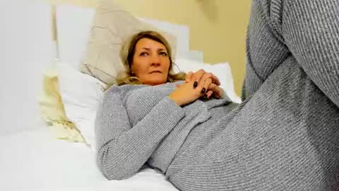 Heyheygrey online show from 02.14.25