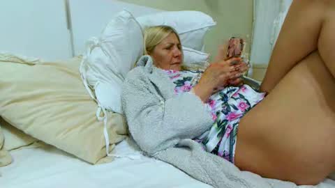 Heyheygrey online show from 11.15.25