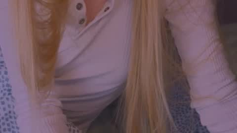 Snapshot of hihi_im_chloe chatting on 02.13.25 Chloe online show from 02.13.25