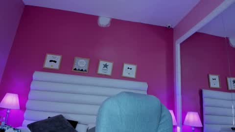 hilary_tailor online show from 12.02.25