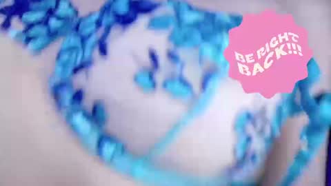Snapshot of himiko_08 chatting on 09.10.25 Inori Independent model online show from 09.10.25