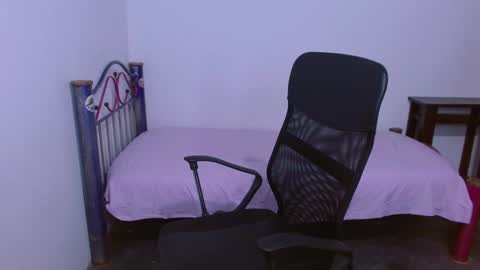 Snapshot of hinata_9 chatting on 10.03.25      0600AM-1100AM - online show from 10.03.25