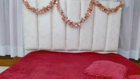 hinata lee online show from 12.24.24