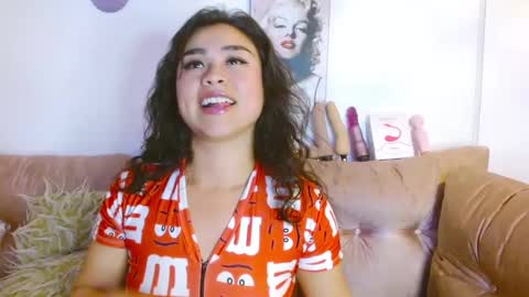 hinata lee online show from 01.05.25