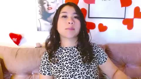 hinata lee online show from 02.28.25