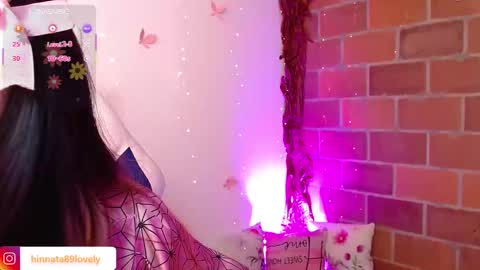 Hinatha online show from 09.15.25