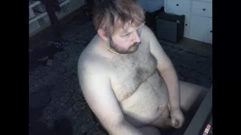 Snapshot of hipguy91 chatting on 11.24.25 hipguy91 online show from 11.24.25