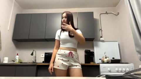 Snapshot of hirokobab chatting on 10.18.25 Viola online show from 10.18.25