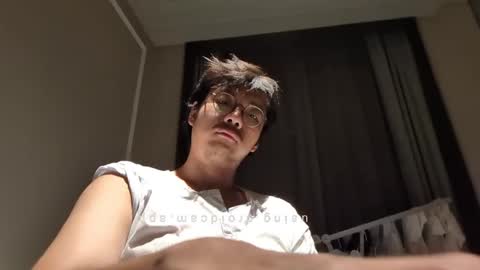 Snapshot of hirvirdish chatting on 09.24.25 Taick online show from 09.24.25