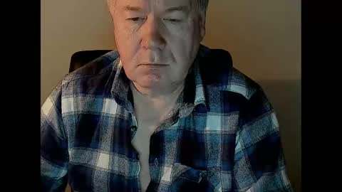 Snapshot of holgerhb53 chatting on 02.11.25 Holger online show from 02.11.25