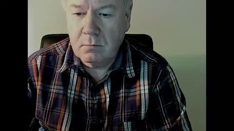 Snapshot of holgerhb53 chatting on 02.21.25 Holger online show from 02.21.25