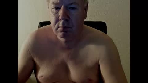Snapshot of holgerhb53 chatting on 09.21.25 Holger online show from 09.21.25