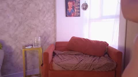 Honey-Sweett online show from 11.18.25