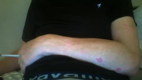 Snapshot of hooper37 chatting on 12.25.24 Hooper39 online show from 12.25.24