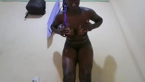 Snapshot of hope_terry chatting on 09.26.25 hope_terry online show from 09.26.25