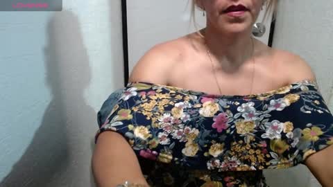 Snapshot of horny_and_daring chatting on 12.30.24 horny and daring online show from 12.30.24