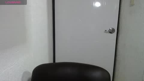 Snapshot of horny_and_daring chatting on 02.01.25 horny and daring online show from 02.01.25