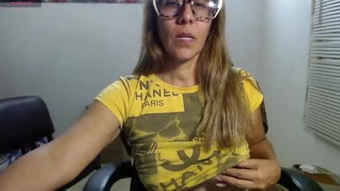 Snapshot of horny_and_daring chatting on 09.21.25 horny and daring online show from 09.21.25
