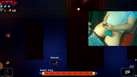 Snapshot of hornydude939393 chatting on 10.02.25 hornydude939393 online show from 10.02.25