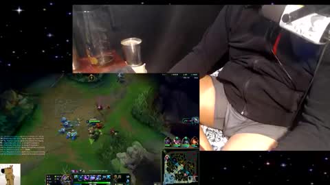 Snapshot of hornydude939393 chatting on 10.18.25 hornydude939393 online show from 10.18.25