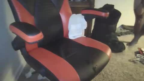 Snapshot of hornyguy65428 chatting on 10.22.25 hornyguy65428 online show from 10.22.25