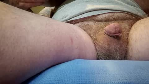 Snapshot of hornythumb chatting on 09.12.25 HornyThumb online show from 09.12.25