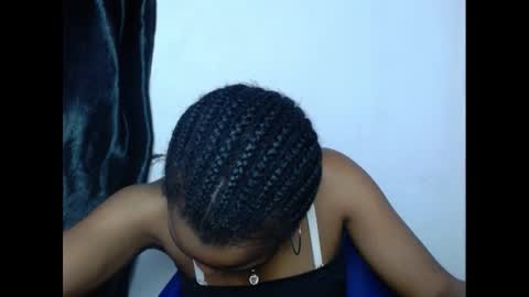 Snapshot of hornyxbum chatting on 01.05.25 hornyxbum online show from 01.05.25