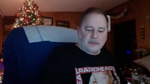 Snapshot of horsebigballs chatting on 01.24.25 horsebigballs online show from 01.24.25