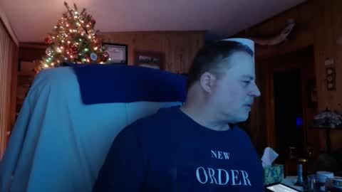 Snapshot of horsebigballs chatting on 01.27.25 horsebigballs online show from 01.27.25