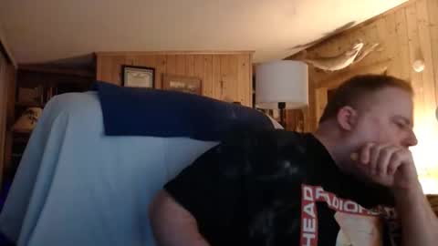 Snapshot of horsebigballs chatting on 02.06.25 horsebigballs online show from 02.06.25