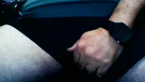 Snapshot of horsesaslife chatting on 11.05.25 horsesaslife online show from 11.05.25