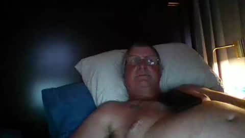 Snapshot of hot4tightholes chatting on 10.13.25 hot4tightholes online show from 10.13.25