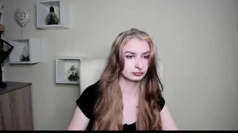 NINA online show from 10.14.25