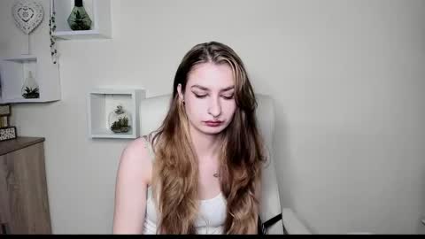 NINA online show from 11.05.25