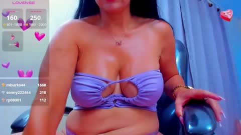 Snapshot of hot_beauty__ chatting on 03.02.25 VALENTINA online show from 03.02.25