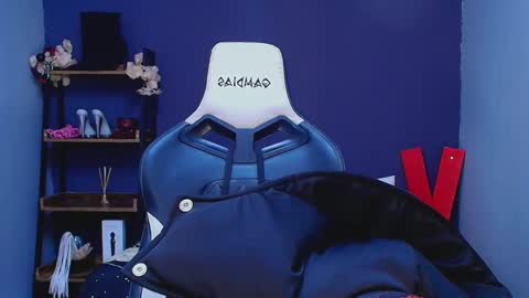 hot chocolate 4u online show from 03.11.25