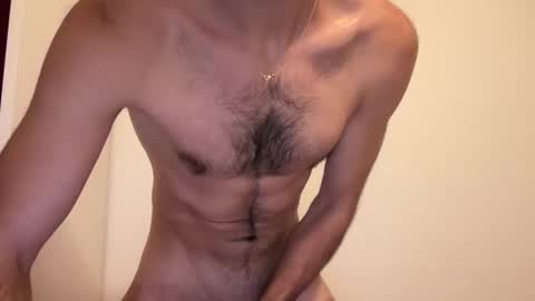 Snapshot of hot_men_athlete chatting on 11.02.25 hot_men_athlete online show from 11.02.25