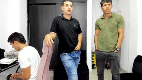 Vanesa Oliver and Andrew online show from 01.28.25