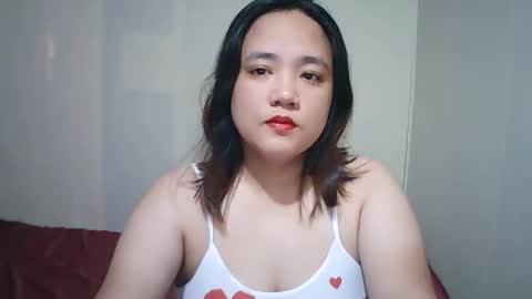 Snapshot of hotbabymomma chatting on 02.14.25 Lynn online show from 02.14.25